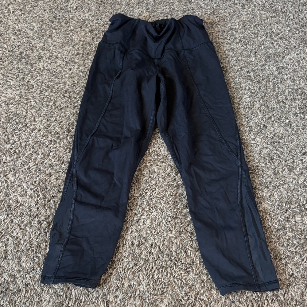 Athleta Lightning Capri Black size XS